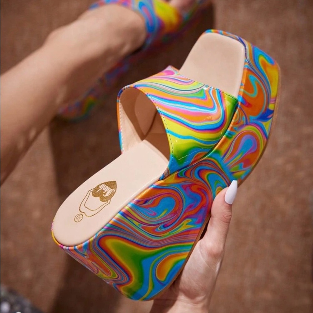 SHEIN Colorful Swirl Platform Sandals